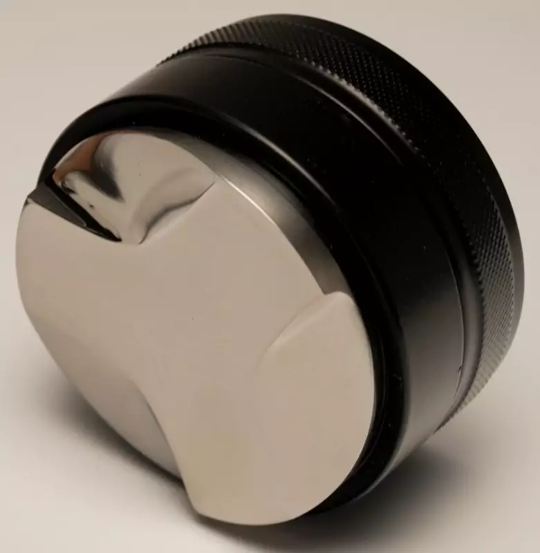 VNX Makaron Tamper Üç Yivli Tabanlı 58 mm, Siyah - 1